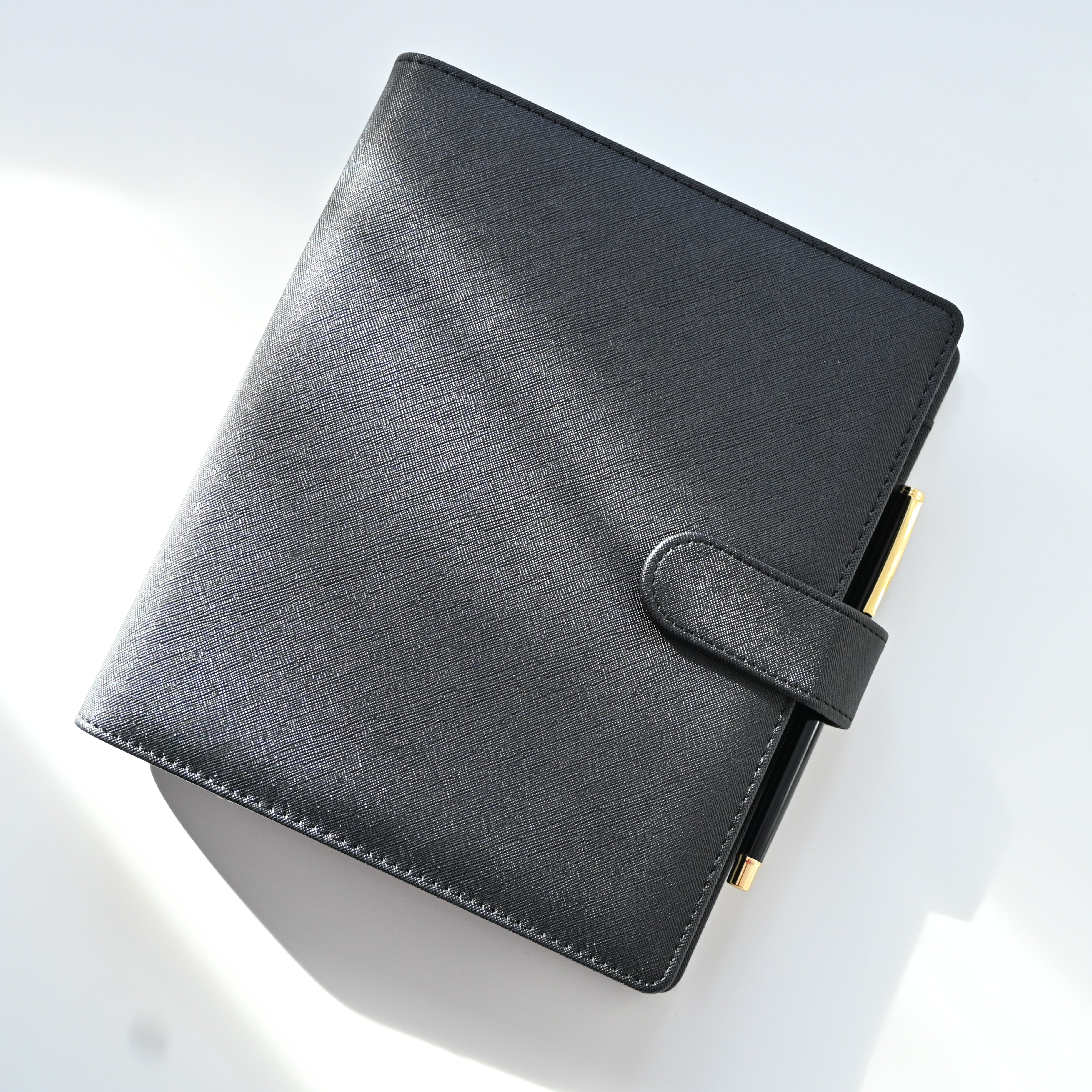 SAFIA Organizer | Black with gold ring