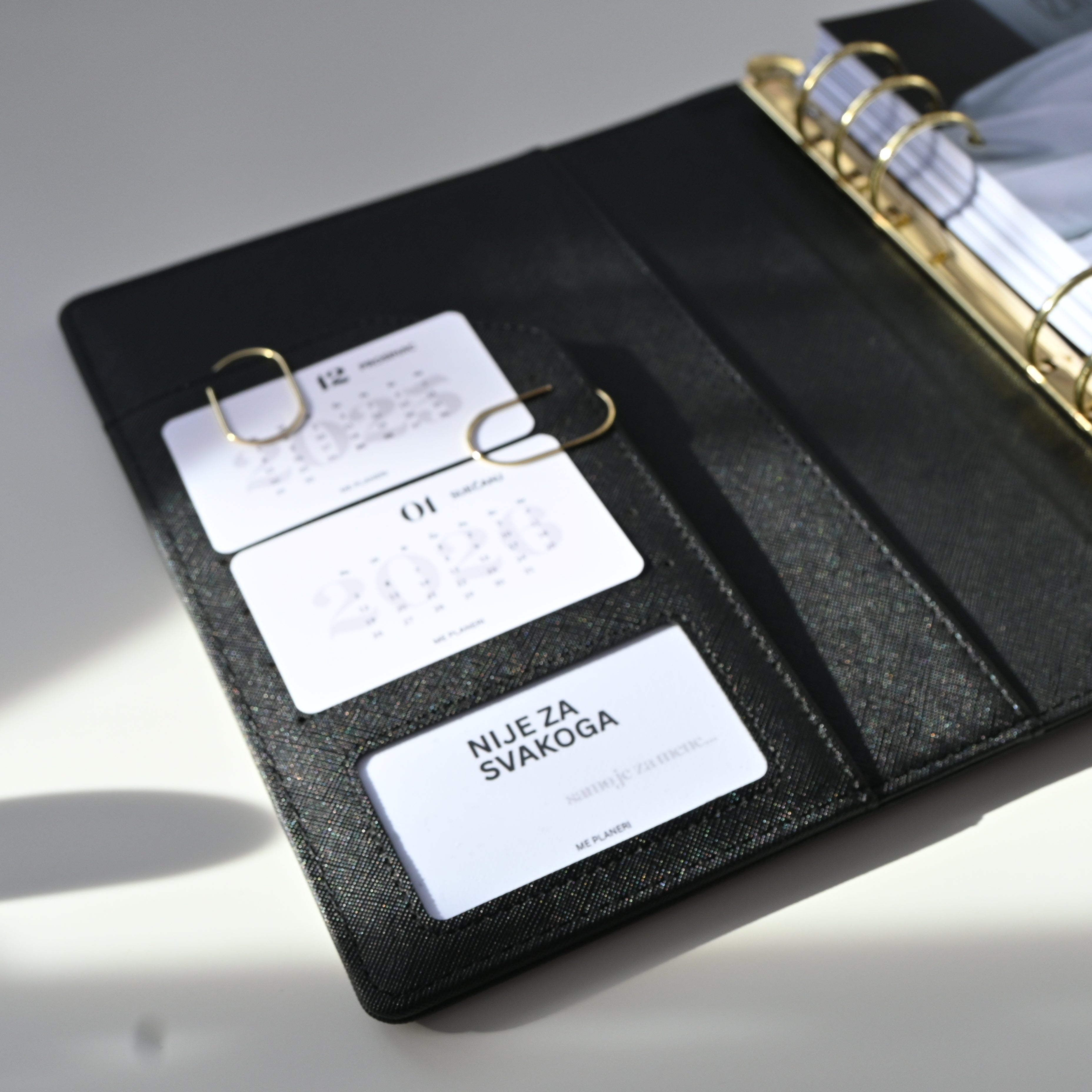 SAFIA Organizer | Black with gold ring