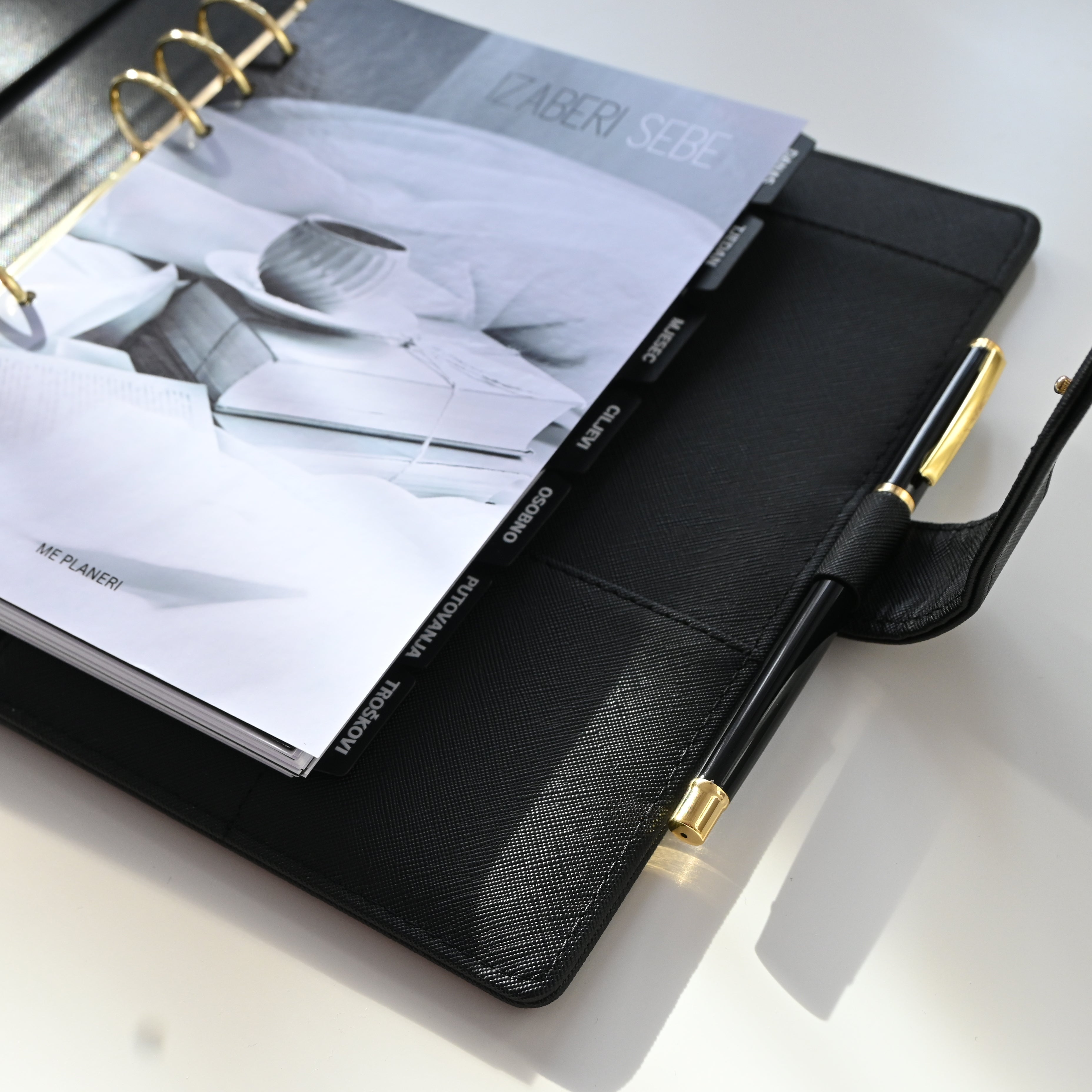 SAFIA Organizer | Black with gold ring