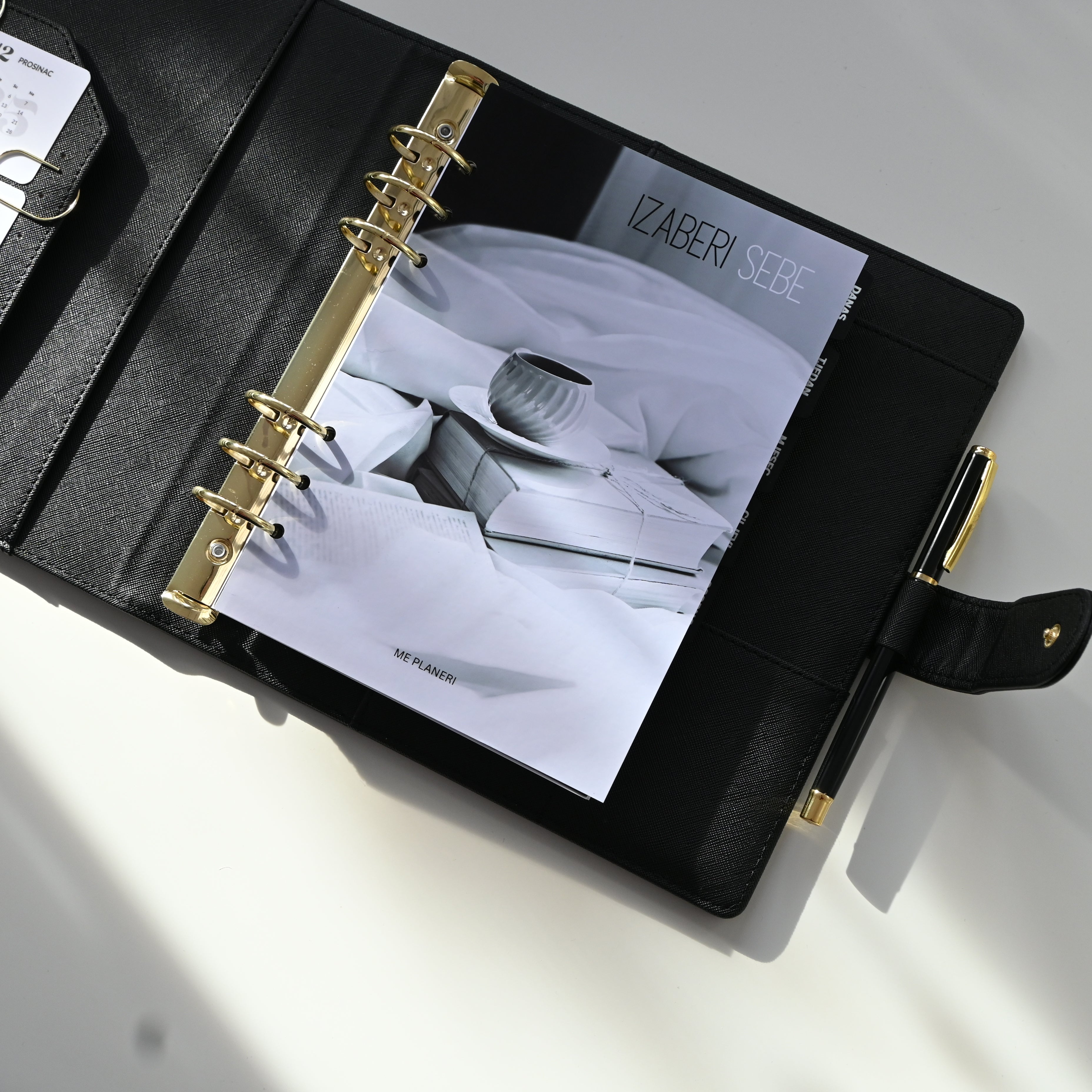 SAFIA Organizer | Black with gold ring