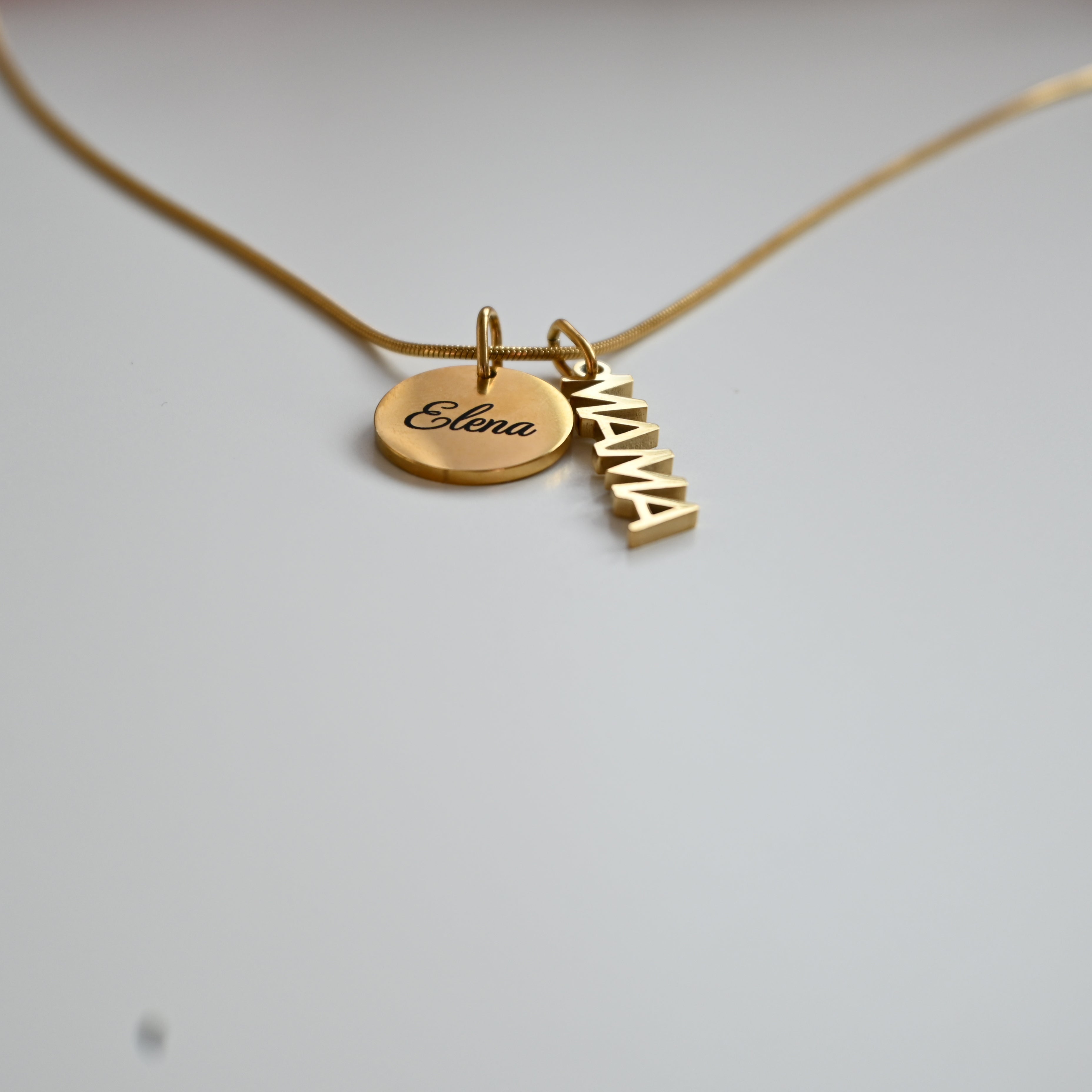 Dolce ME — SIGNA Name + MAMA pendant