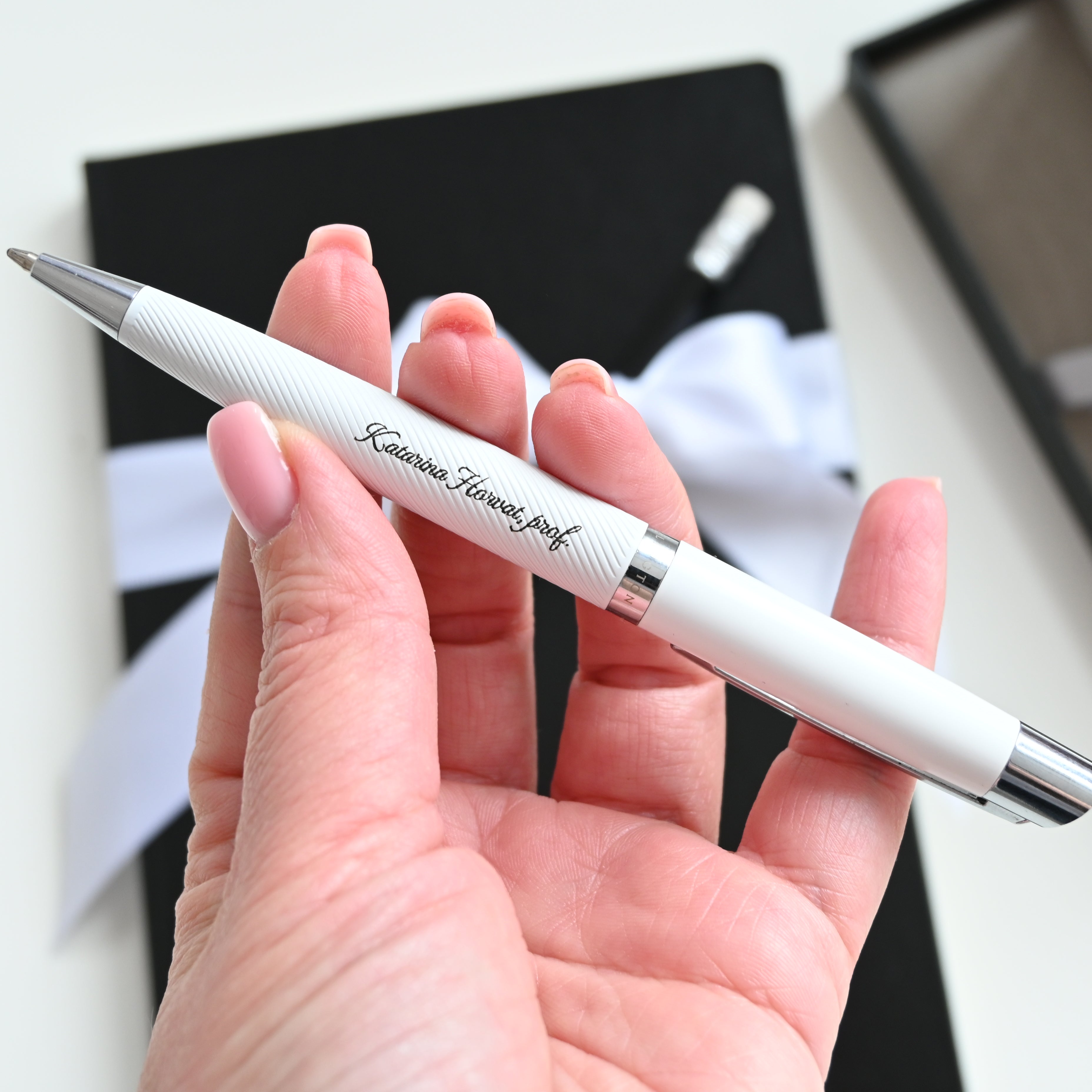 ME Notes - Personalized pen in a box