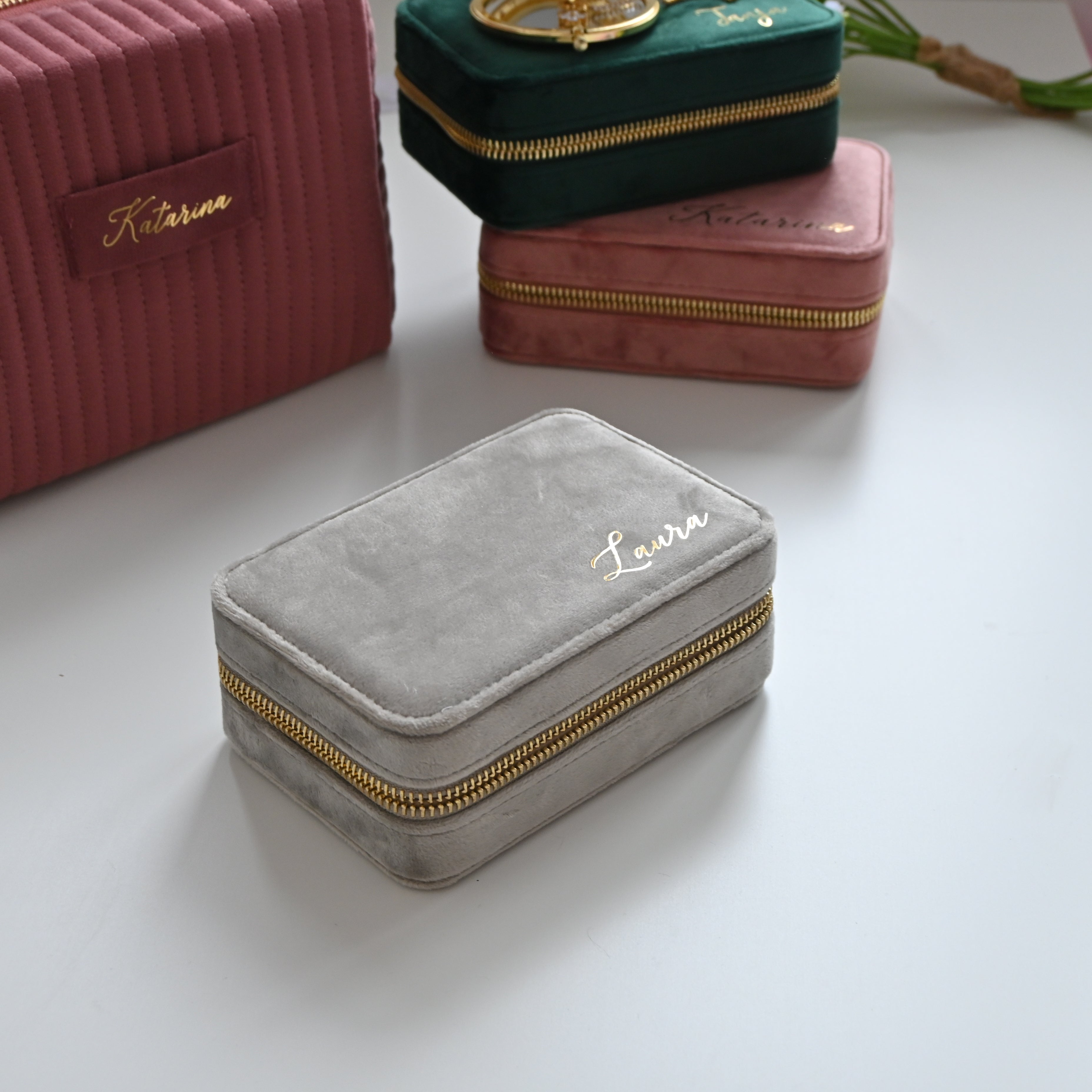 Dolce ME — Velvet Jewelry Box STONE
