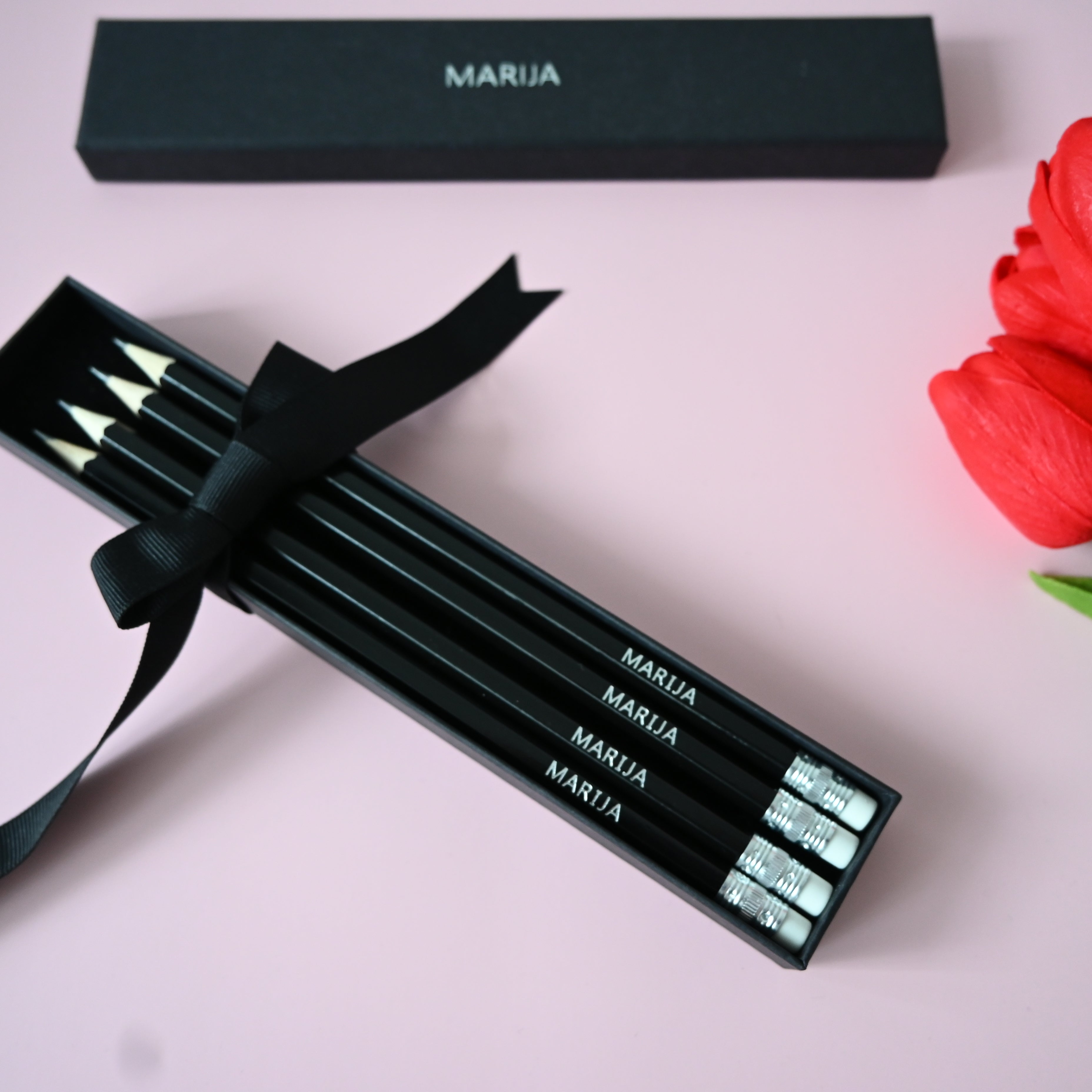 Gift box personalized pencil set | Black