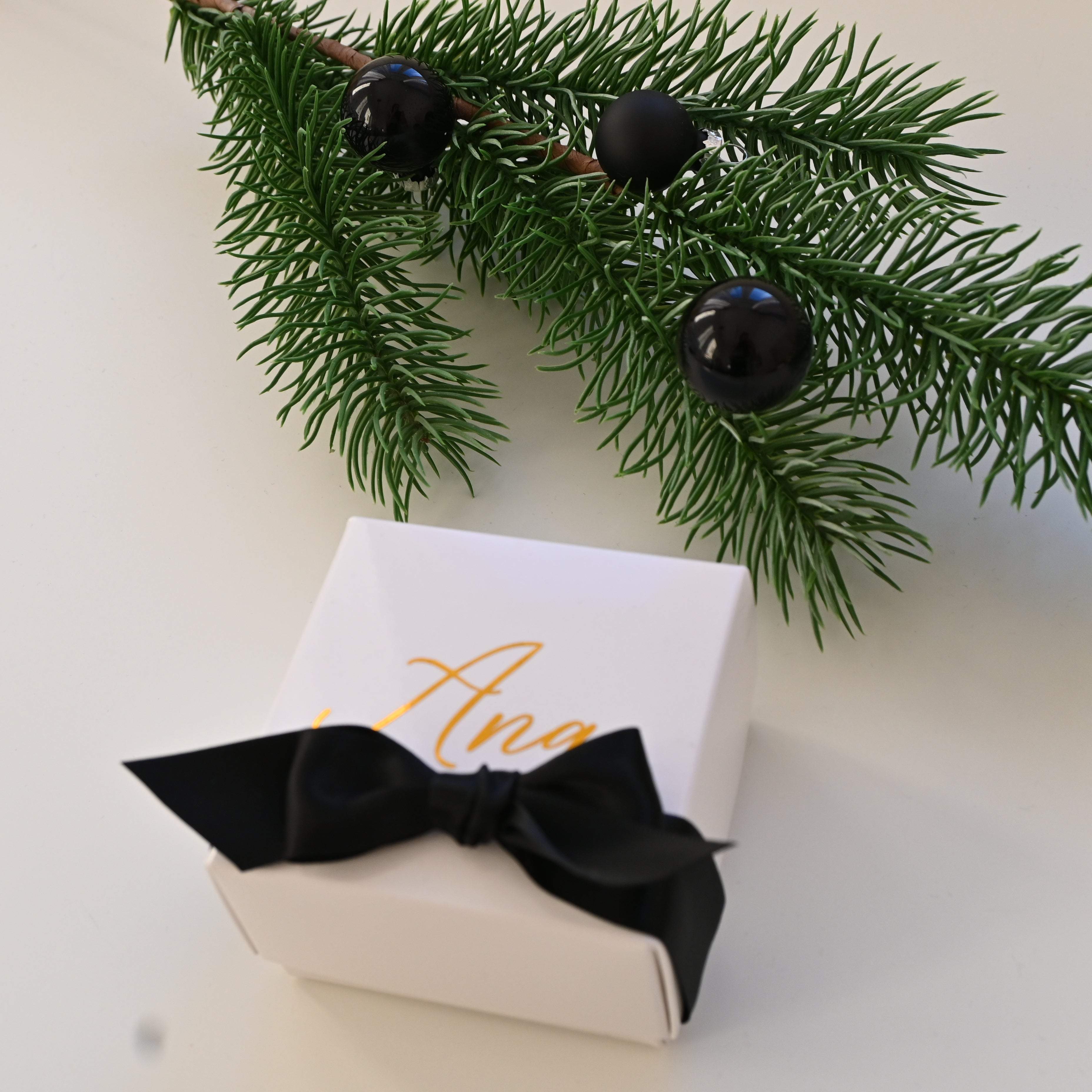 Magic CHARM box | Tamno bež