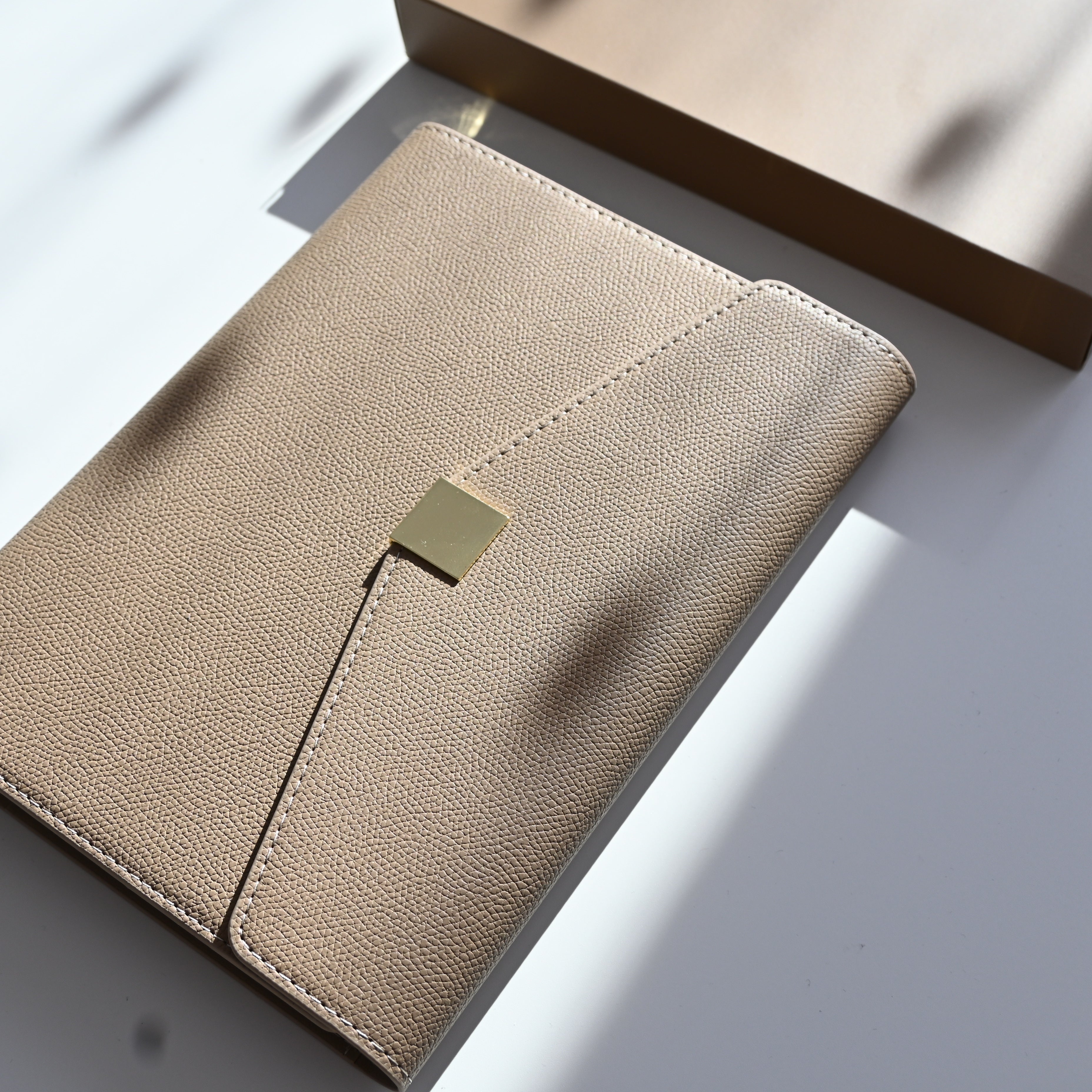 LUXE Organizer | Camel