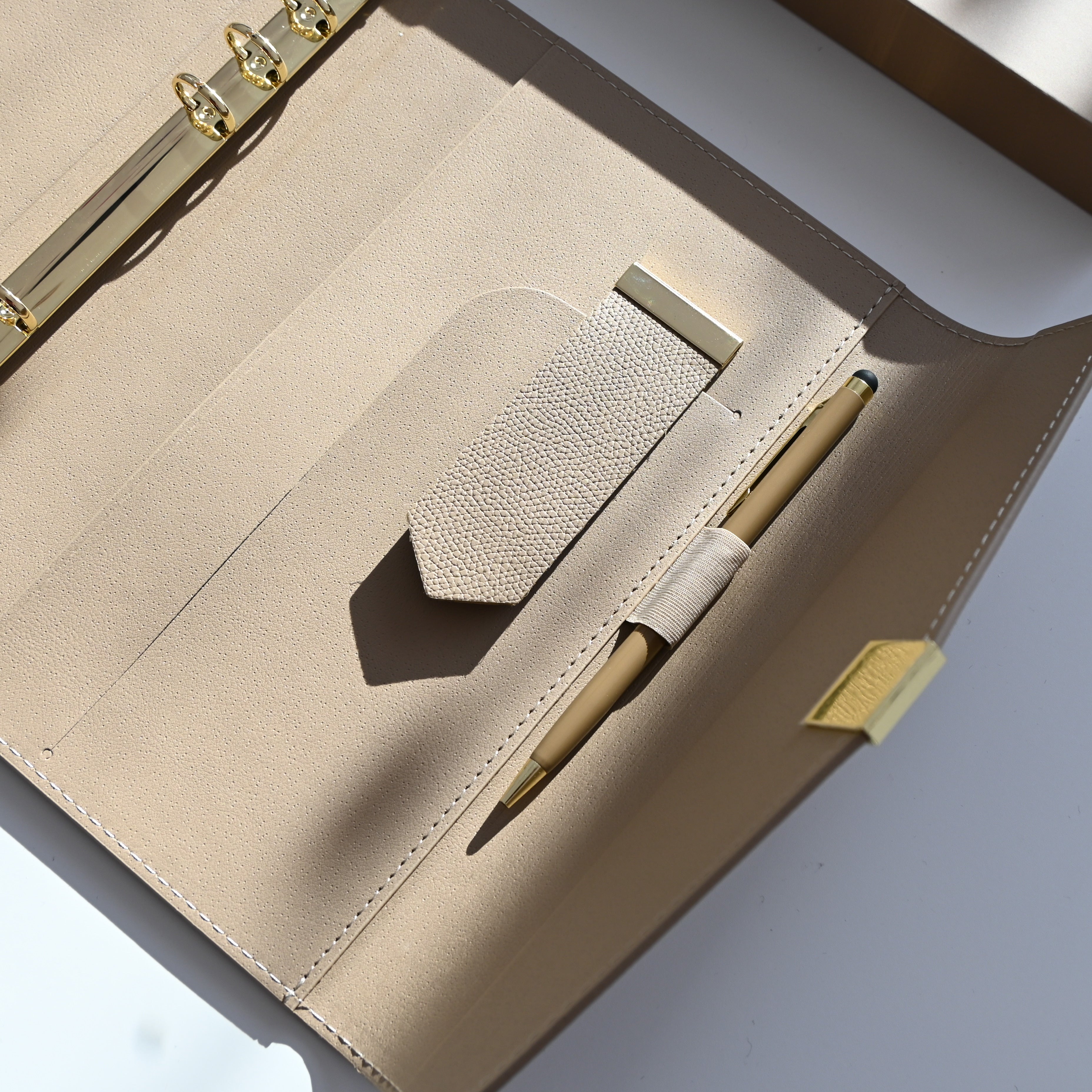 LUXE Organizer | Camel