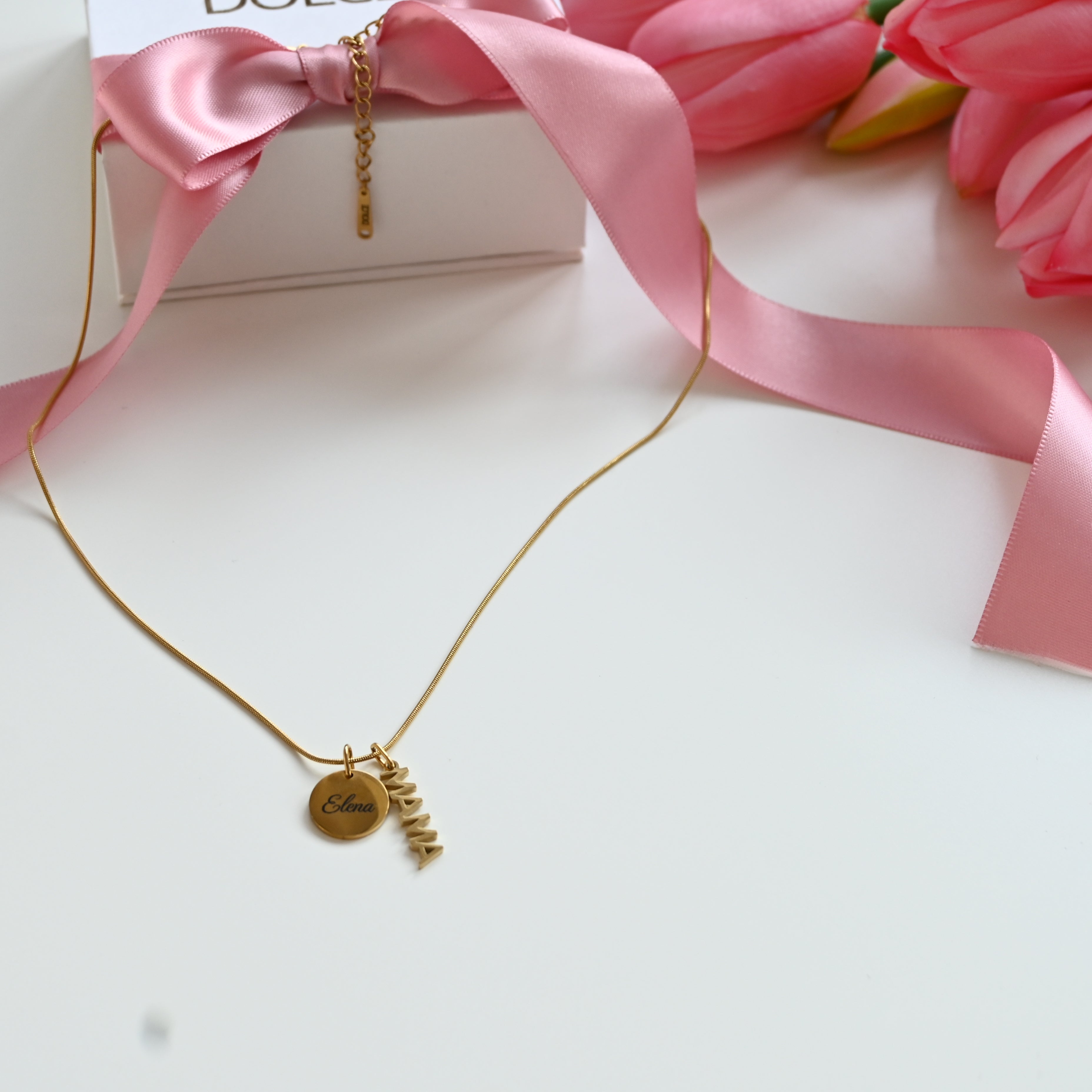 Dolce ME — SIGNA Name + MAMA pendant