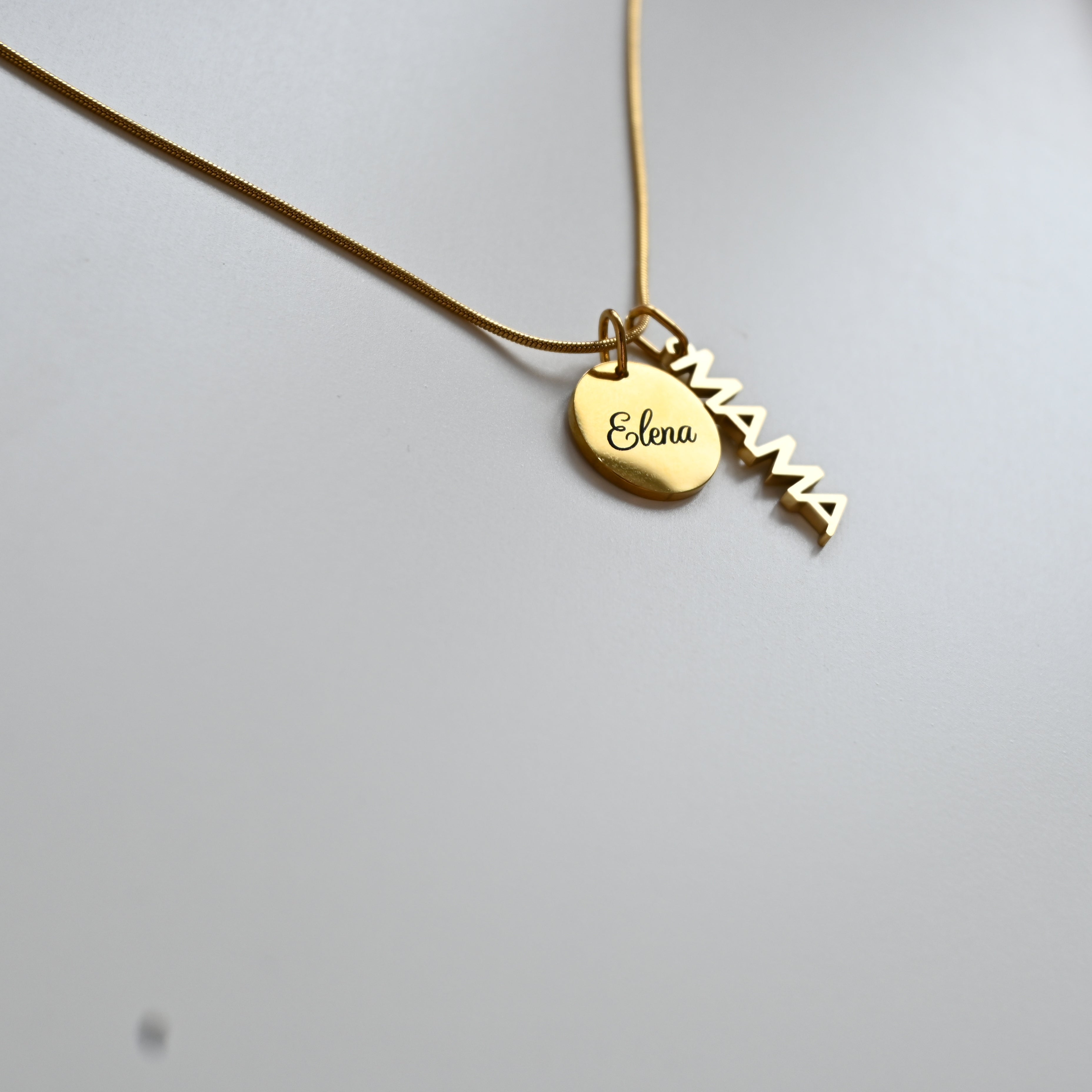 Dolce ME — SIGNA Name + MAMA pendant