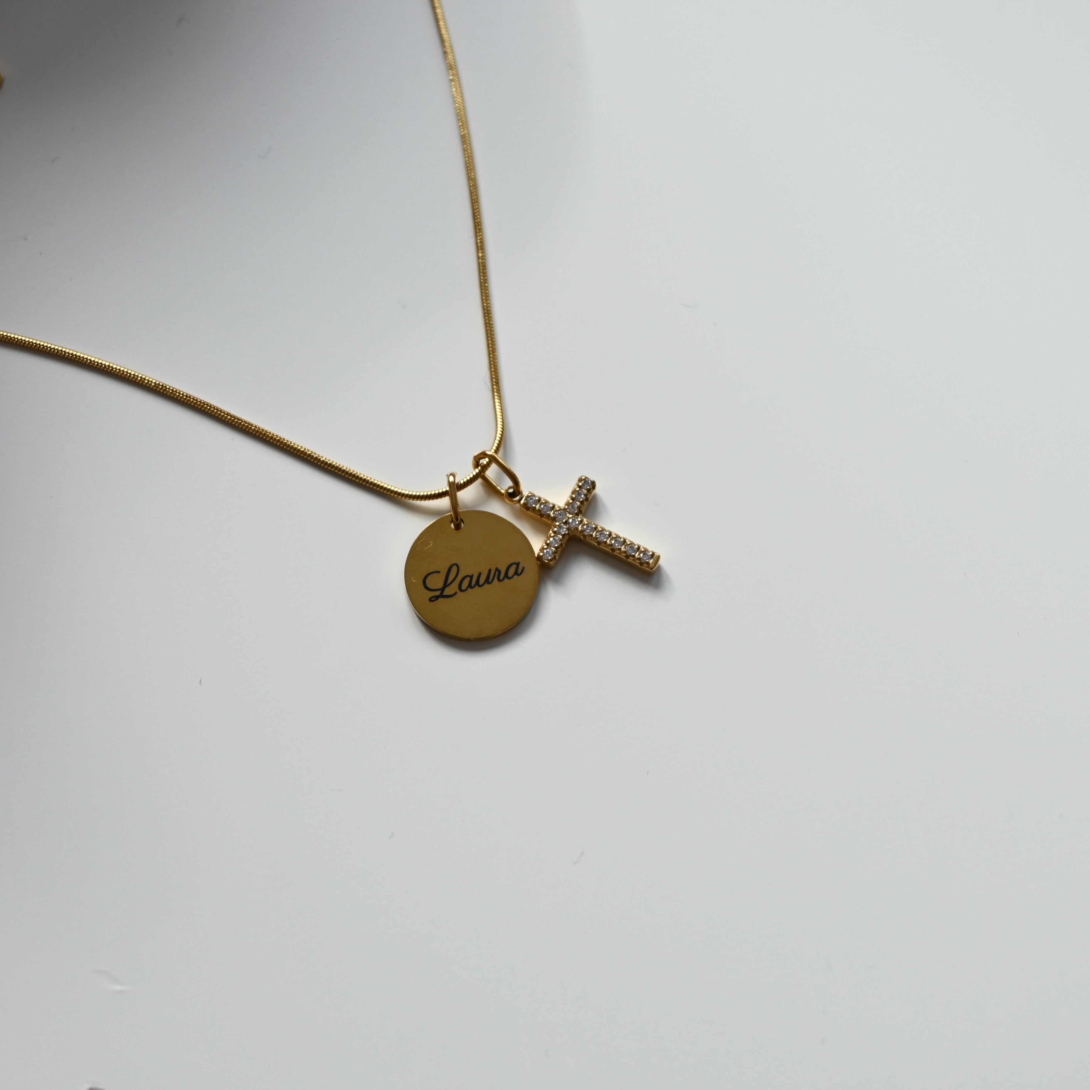 Dolce ME — SIGNA Name + zircon cross