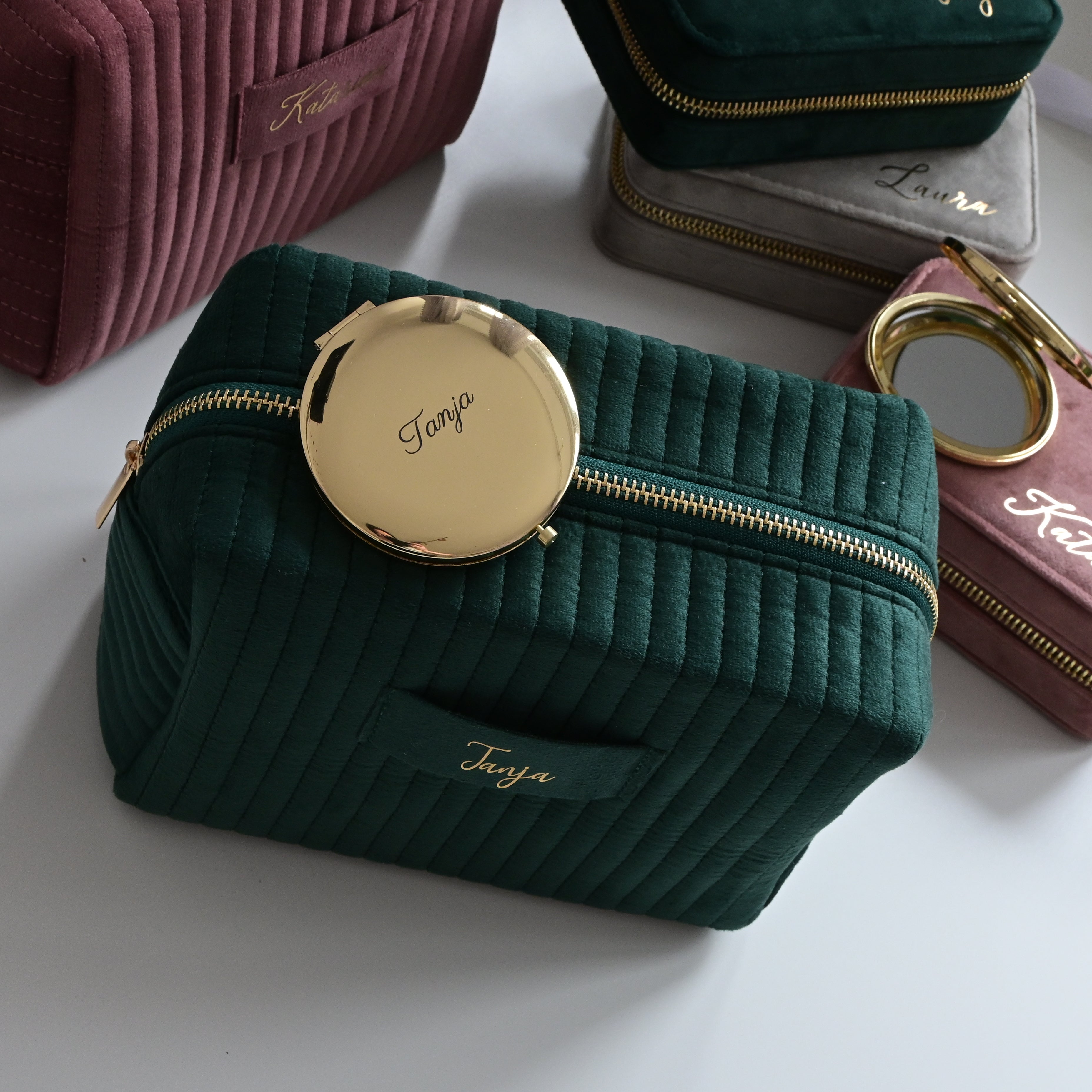 Dolce ME — Velvet Accessory Case EMERALD